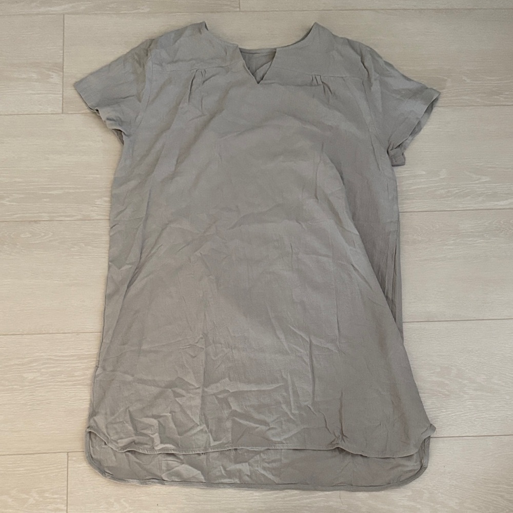 ✨Women's Gray V Neck Midi Dress - Picture 2 of 5